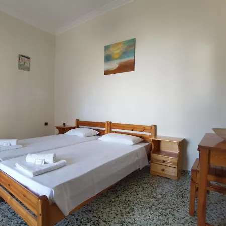 Beautiful With 3 Bedrooms *