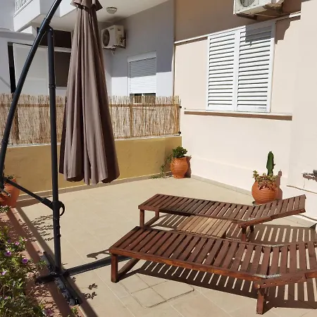 Beautiful With 3 Bedrooms Apartmán