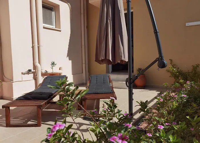 Beautiful With 3 Bedrooms *