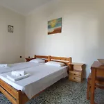 Beautiful With 3 Bedrooms *